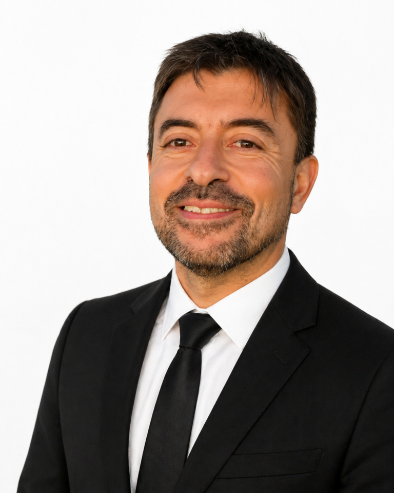 Cristian Marcelo Flores, corredor inmobiliario matriculado en San Juan